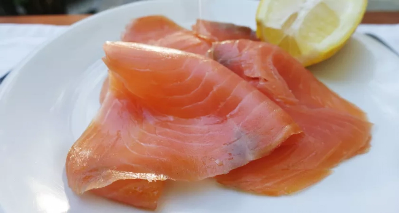 Забудь о дорогой сёмге: 5 альтернатив, которые не отличить на столе, а цена в 3-4 раза ниже