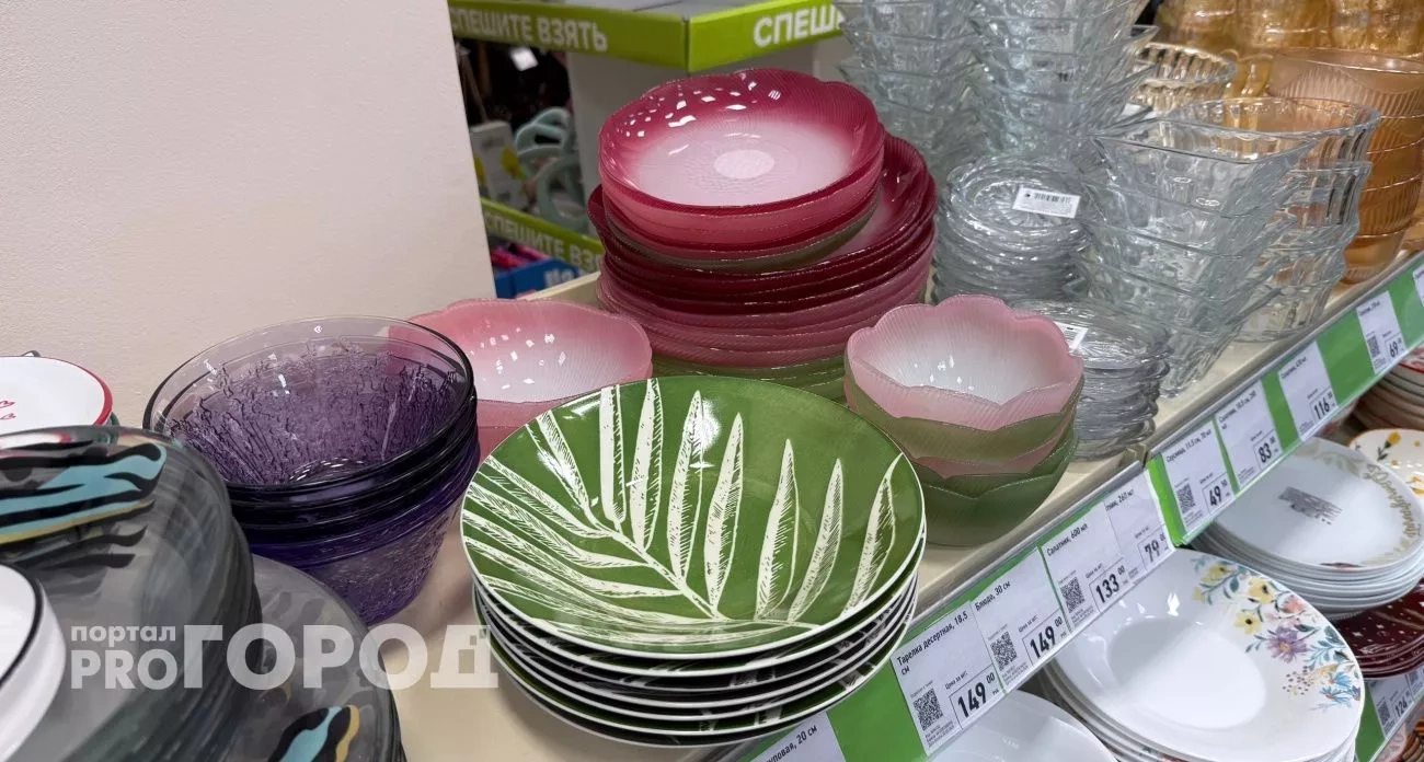 Фикс Прайс завалили посудой из Ирана и Чехии с тонной декора, от которого разбегаются глаза. Бюджетные новогодние подарки на любой вкус и кошелек