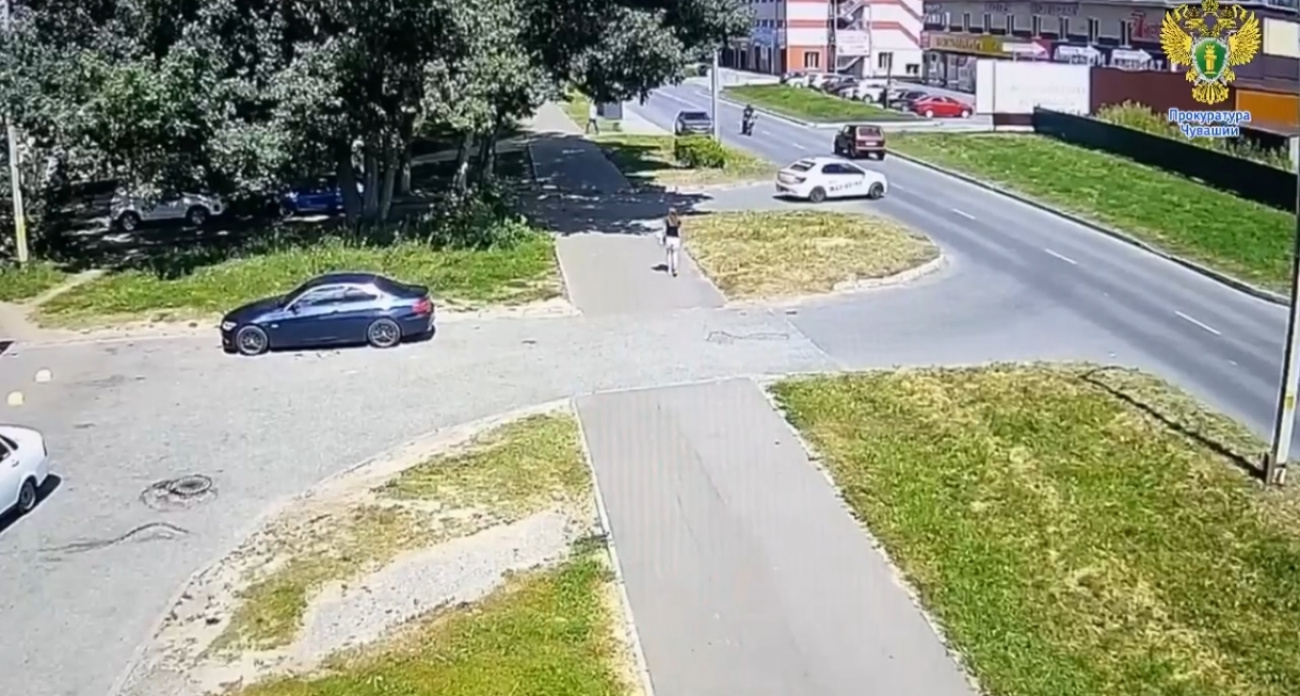 В Новочебоксарске судят женщину за аварию с мотоциклистом