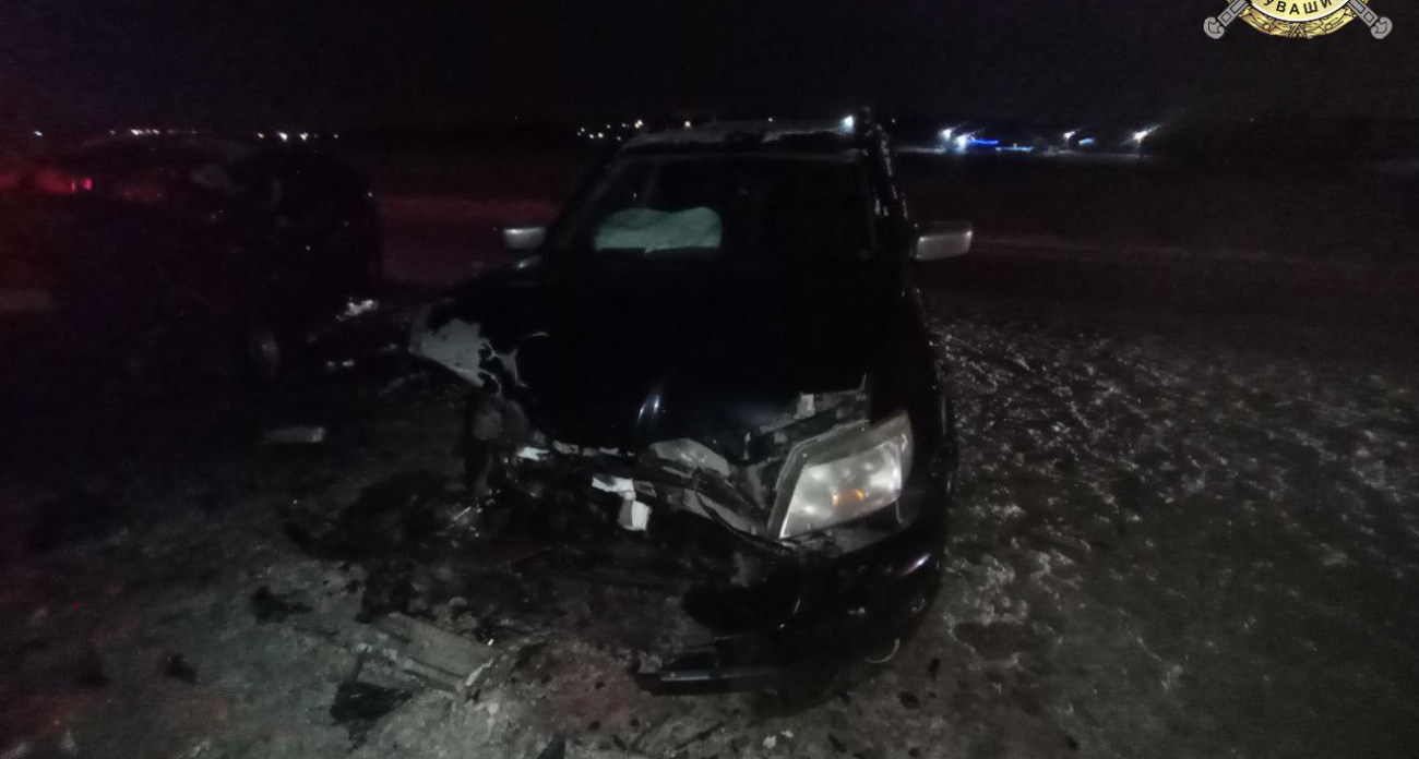 В Чебоксарском районе столкнулись две машины, пострадали четыре человека включая ребенка