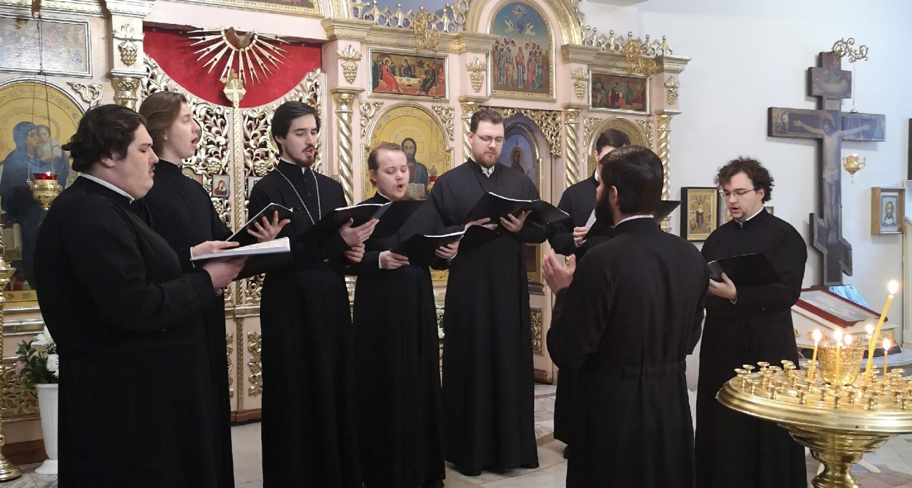 В новочебоксарский храм приехали гости из Москвы