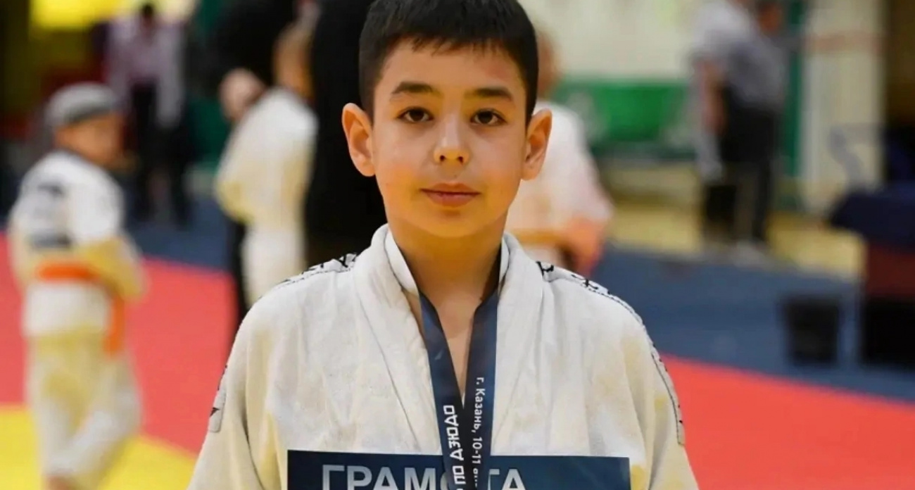 Тимур Хусанов из Новочебоксарска завоевал серебро на турнире по дзюдо в Казани