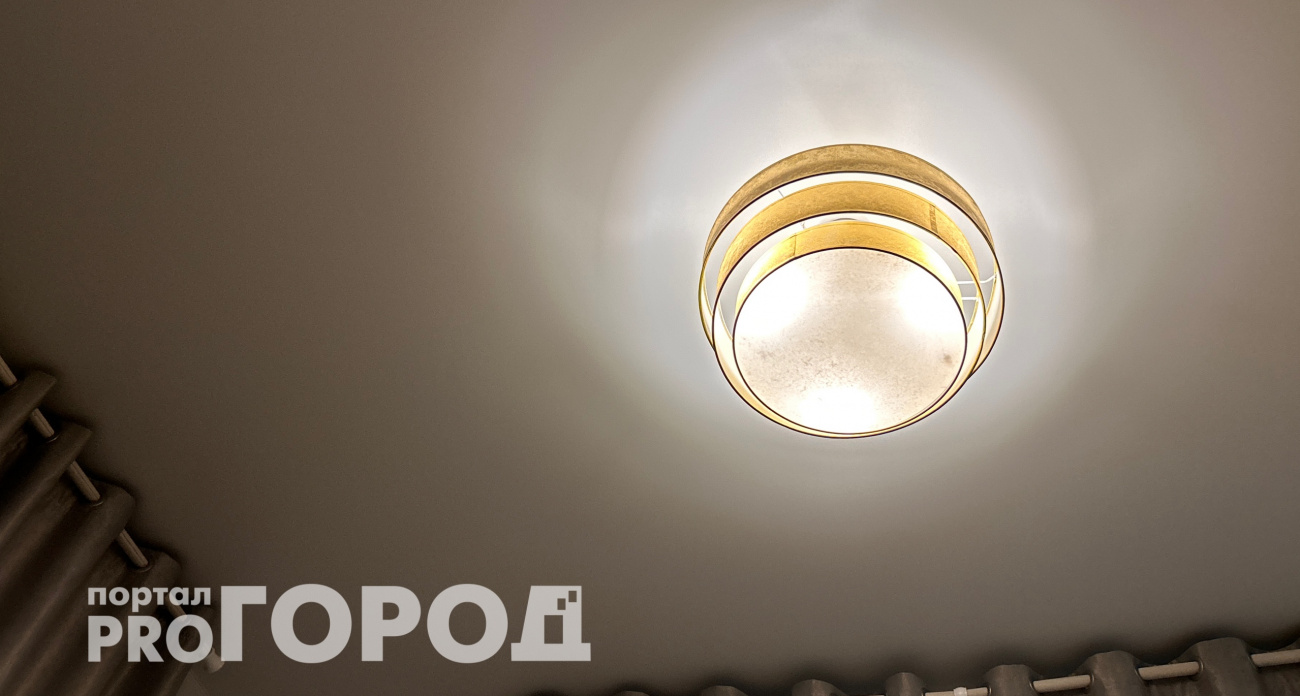 Вешать люстру в центр уже не модно: чем сейчас освещают квартиры вместо нее