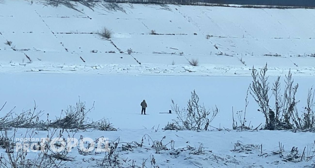 В МЧС Чувашии назвали опасные места с тонким льдом на водоемах