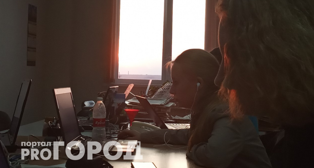 Таких видно сразу: эти три привычки на работе выдают самых умных женщин 