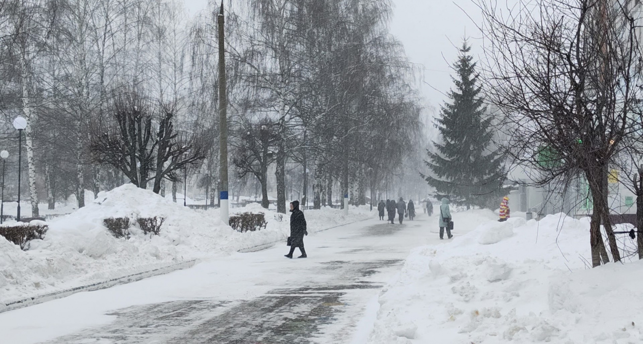 Россию снова заваливает снегом: штормовые ветры и морозы до -47 ударят по регионам