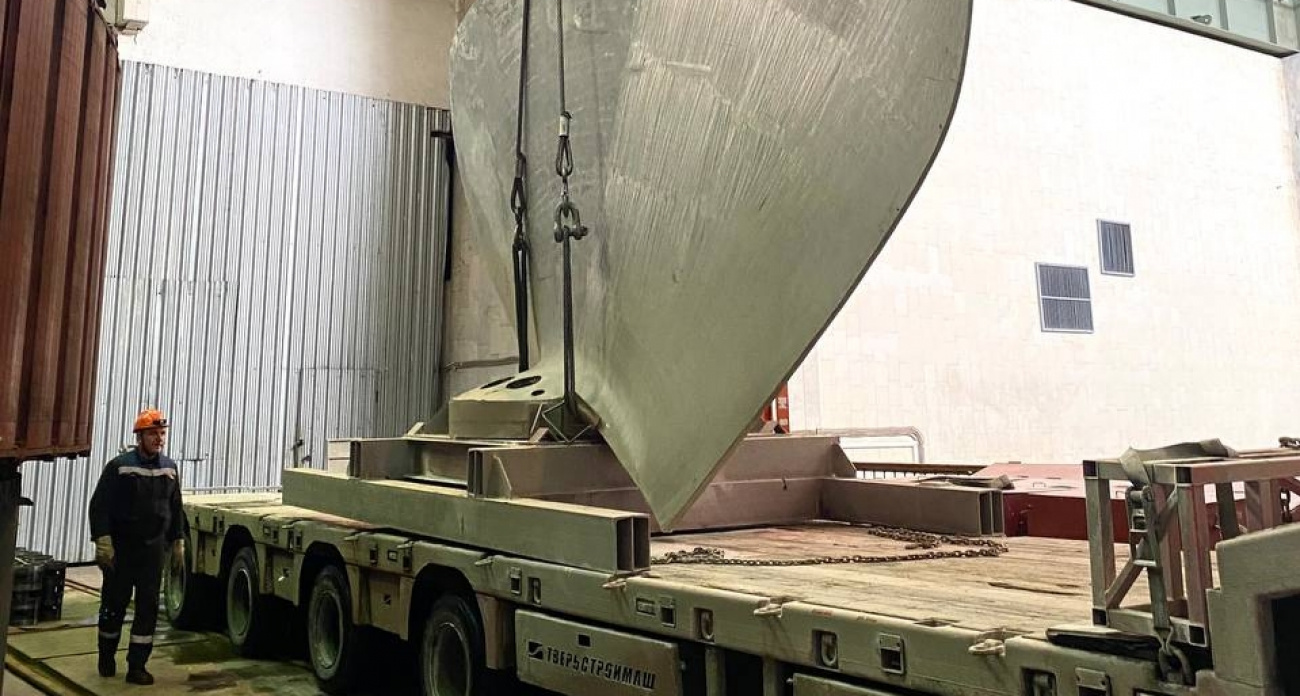 В Новочебоксарск прибыли 22-тонные лопасти гидротурбины ГЭС
