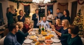 Рыба, курица и ещё 3 блюда, которые разгневают Огненную Лошадь: что убрать со стола в новогоднюю ночь