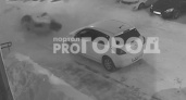 В Новочебоксарске началась проверка по падению ледяной глыбы на припаркованный Volkswagen