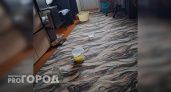 Новочебоксарцы вынуждены заставлять квартиры тазиками, собирая "капель" с потолка