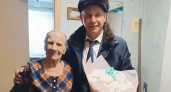 Жительницу Новочебоксарска поздравили с праздником 8 Марта и 90-летним юбилеем