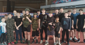 Новочебоксарских спортсменов познакомили с особенностями подготовки военных