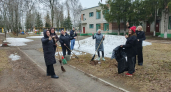 Школы и детские сады Новочебоксарска вышли на общий субботник