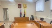 Суд наказал директора управляющей компании за угрозу жизни людей: зимой снежная глыба упала на авто