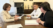 В Новочебоксарске министр здравоохранения Чувашии на приеме разобрала пять жалоб жителей