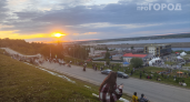 Пересушенная земля и мощный антициклон: эти регионы накроет жара, какой не видели полвека