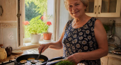 Жареные кабачки с чесноком: невероятно простая закуска, от которой у домашних за ушами трещит