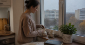 Лавровый лист смешиваю с солью — весь июнь наслаждаюсь результатом: простой трюк для каждой хозяйки