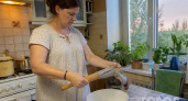 Старый носок не выбрасываю, а натягиваю на скалку: вот как в хозяйстве пригодилась хлопковая ветошь