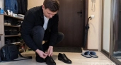 Не спреи и не дорогие вкладыши: щепотка порошка избавляет ботинки от неприятного запаха