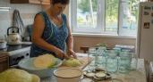 Капуста по-гурийски: закутываю рубиновые лепестки со звонким хрустом — банку съедают за один вечер