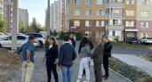 В Новочебоксарске комиссия нашла разбитый асфальт и свалки шин в Венгерском квартале