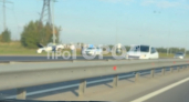 На выезде из Новочебоксарска "четырнадцатая" врезалась в придорожный столб