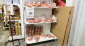 Раскрыл секрет мясных полок в "Светофоре": как выбрать дешевое, но самое свежее и без запаха мясо