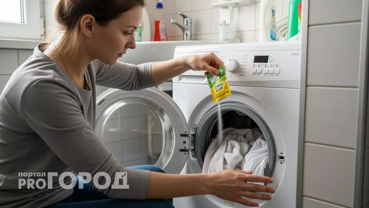 Простой трюк с одним средством превращает застиранные вещи в идеально белые за одну стирку