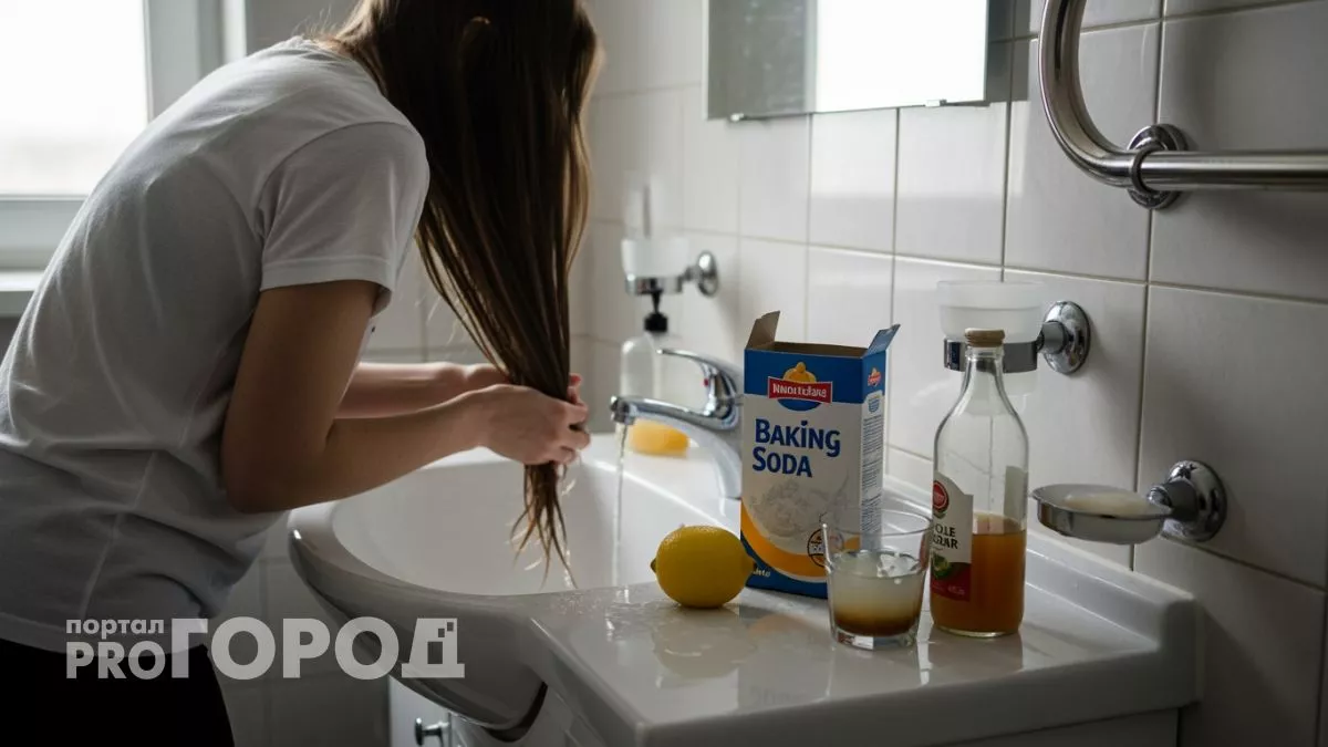 Копеечное средство из кухни заменяет дорогие шампуни: волосы остаются чистыми и объемными 5 дней