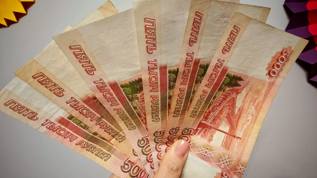 Деньги утекают сквозь пальцы: 7 простых правил, которые помогут покупать с умом и не считать копейки до зарплаты