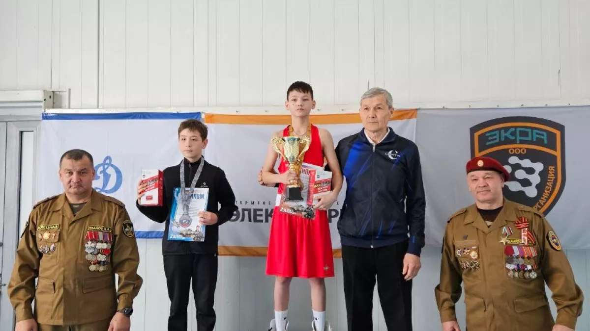 Новочебоксарские боксеры успешно выступили на турнире памяти бойца СОБР