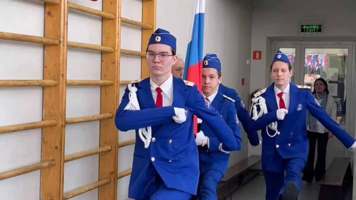 В Новочебоксарске приняли присягу юных кадетов ГАИ