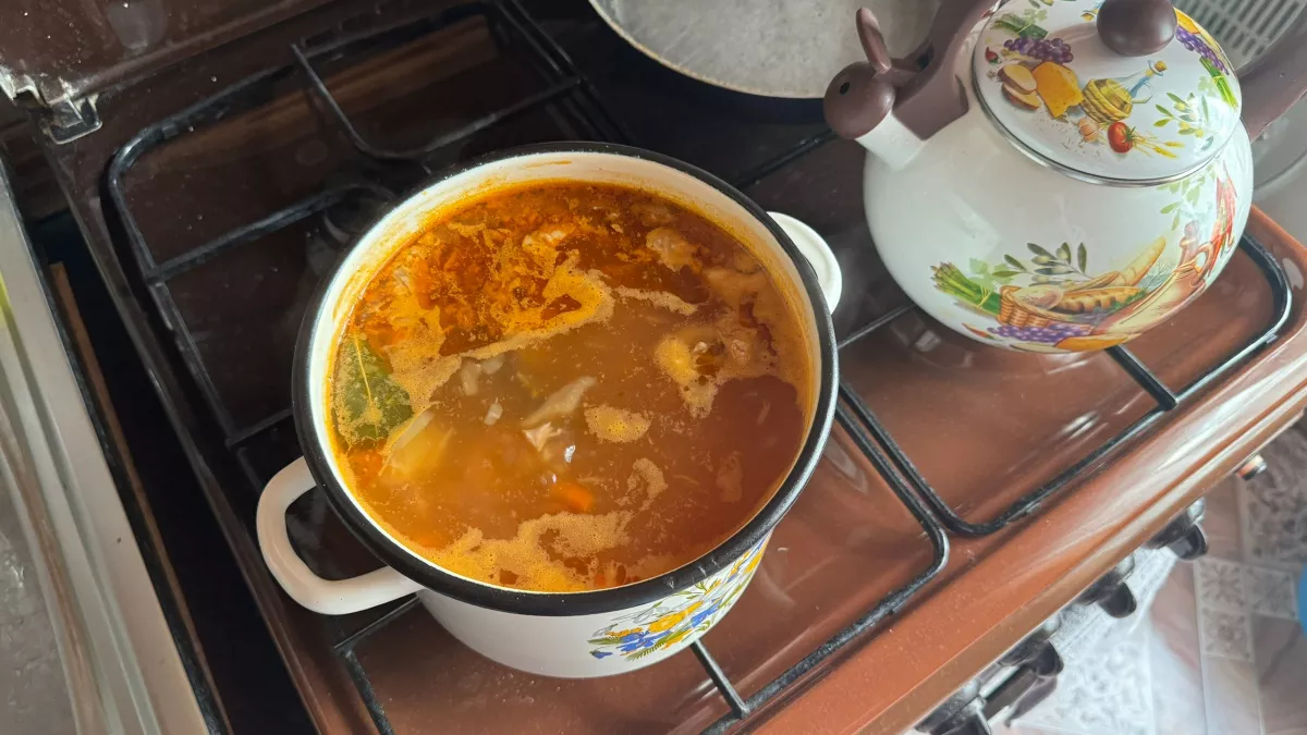 Узнала, почему плиту нельзя выключать сразу после готовки: 30 лет портила ужины и переплачивала за свет