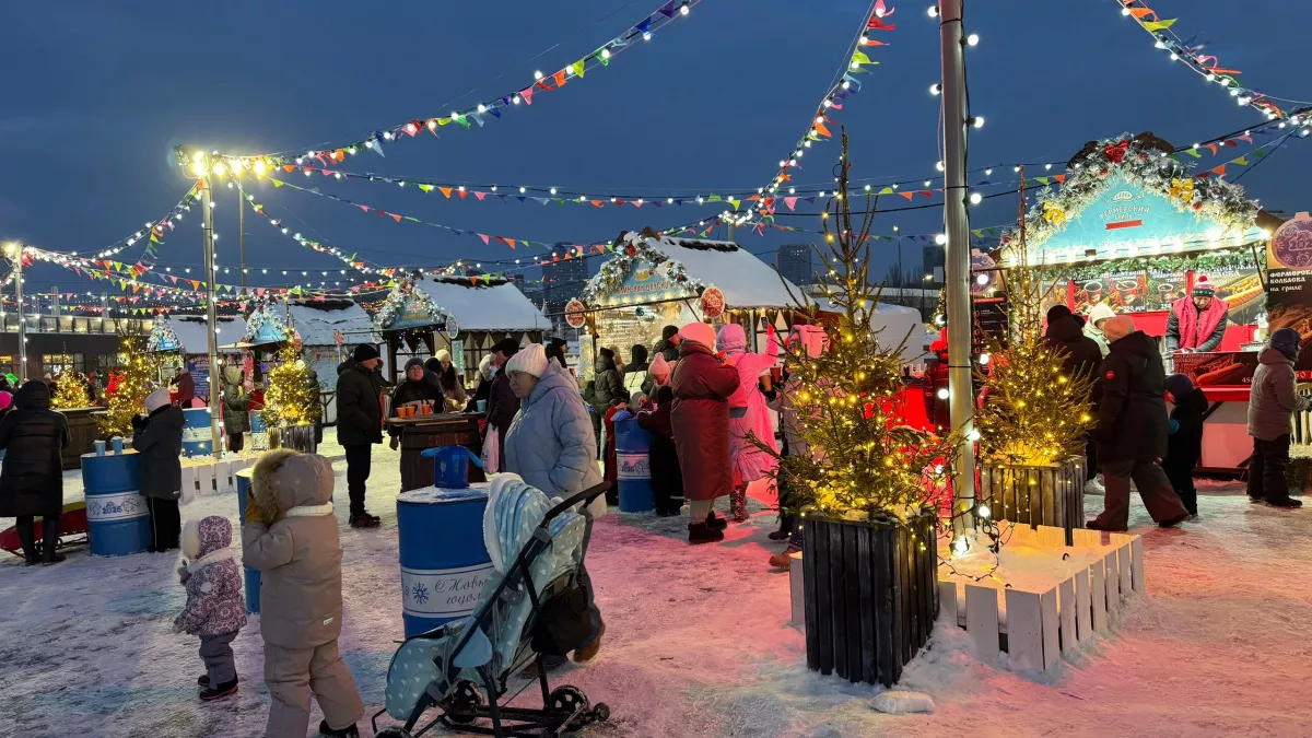 Календарь в шоке, а россияне в предвкушении: названы даты новогодних каникул-2027