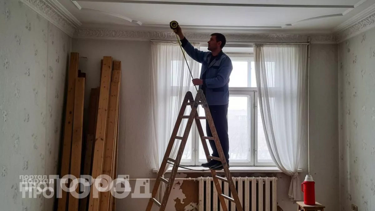 Строители объяснили, зачем в старых "сталинках" делали такие высокие потолки