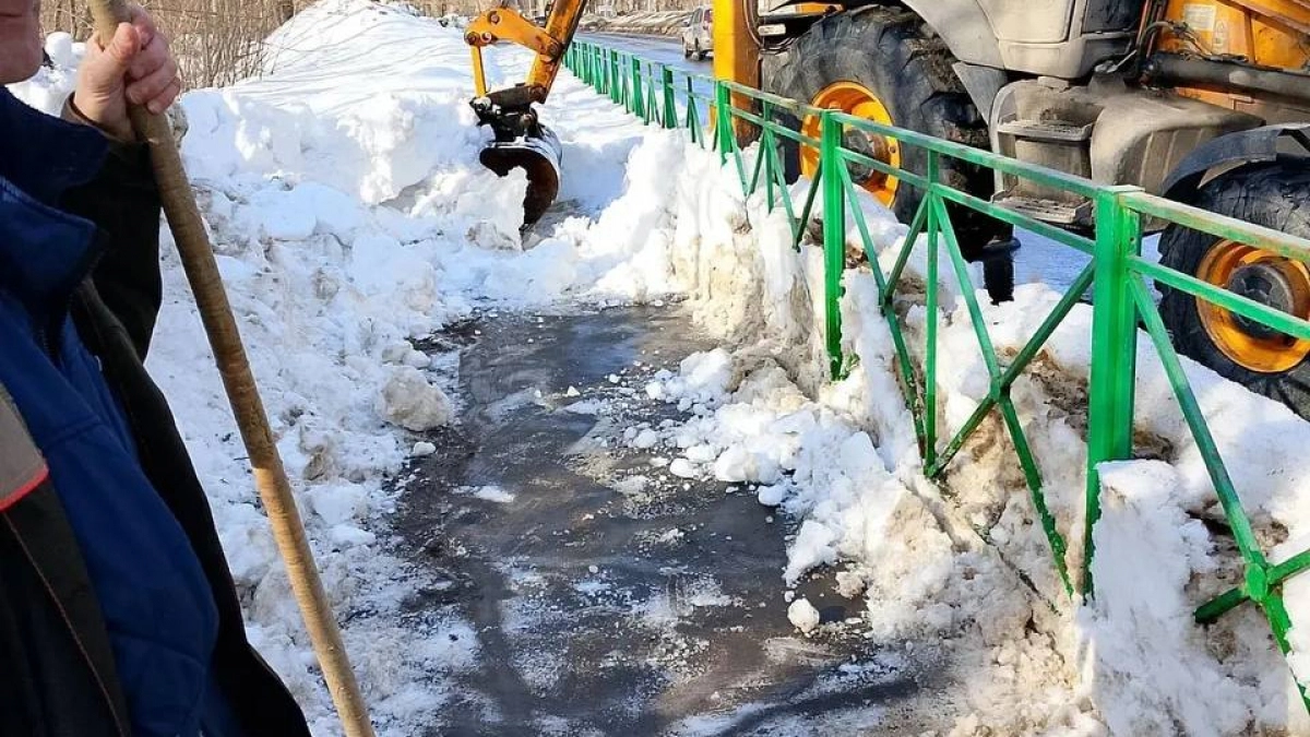 Новочебоксарск выкапывают из снега