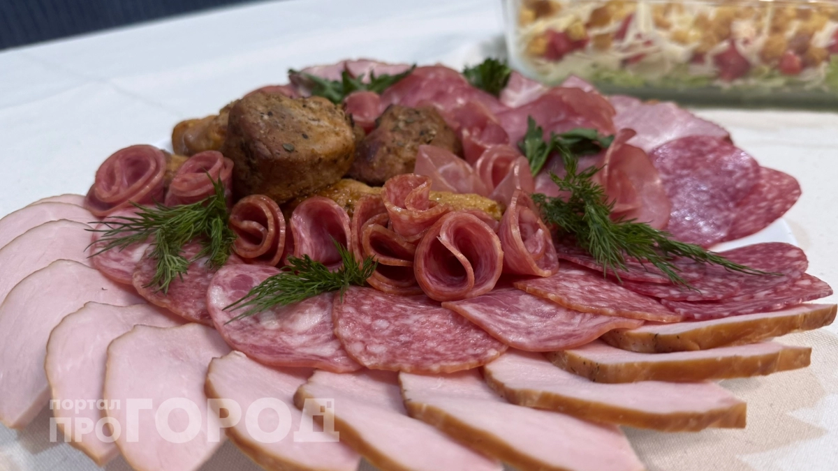 Не поверите, откуда к нам пришло слово «колбаса», и как оно переводится 