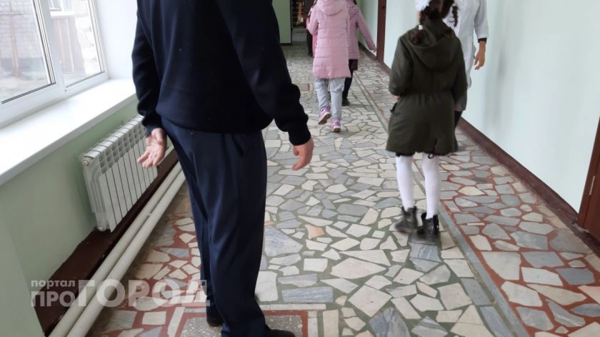 Мера поддержки для родителей школьников: Правительство Чувашии приняло новые законы