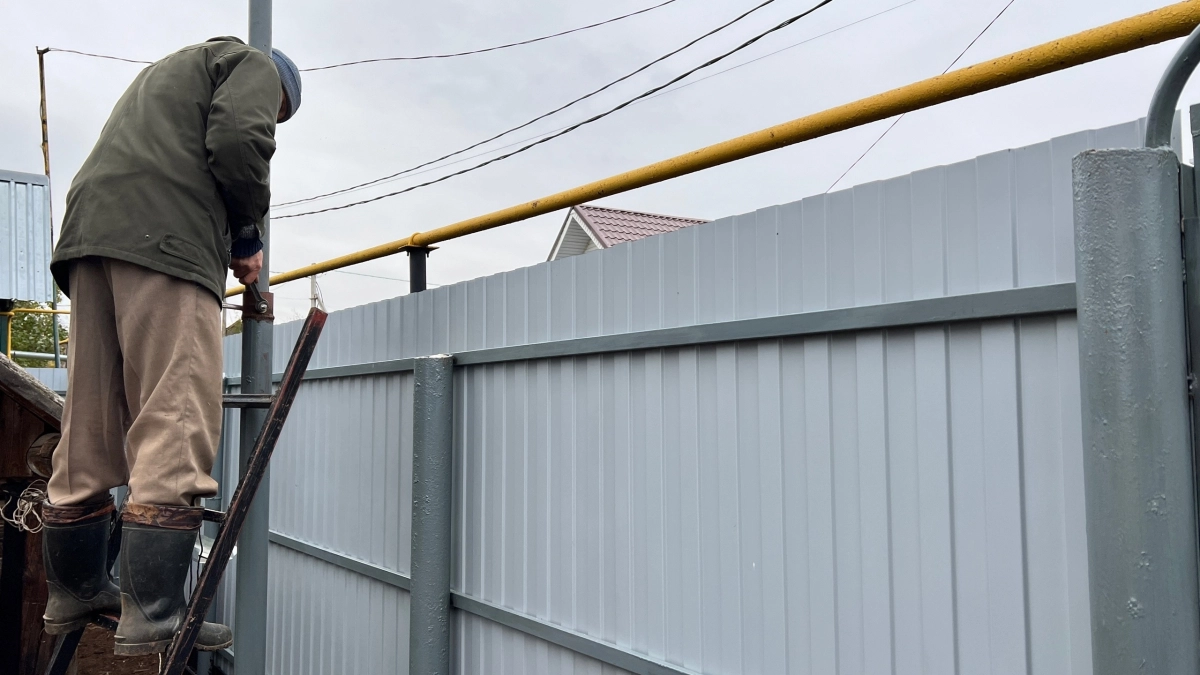 Бетон устарел: заменитель с мгновенным эффектом — устанавливайте столбы за считанные минуты