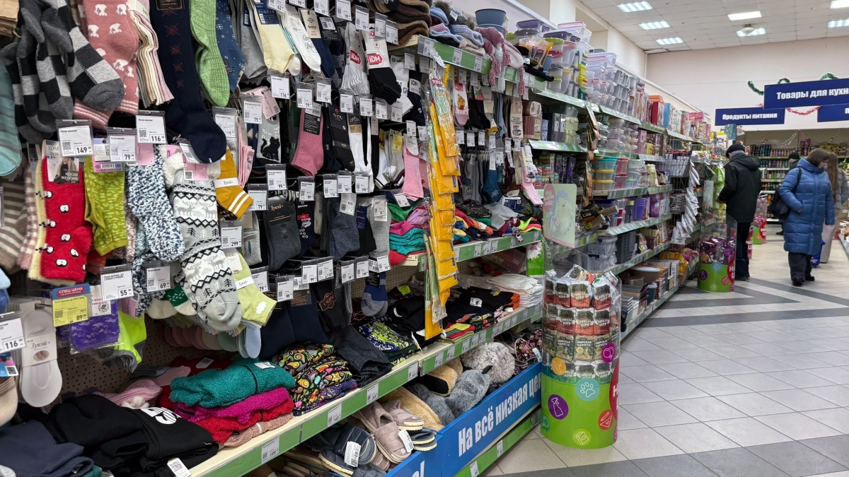 Шопинг в Фикс Прайсе: 20+ новинок марта — от бомбочек для ванны до модных аксессуаров