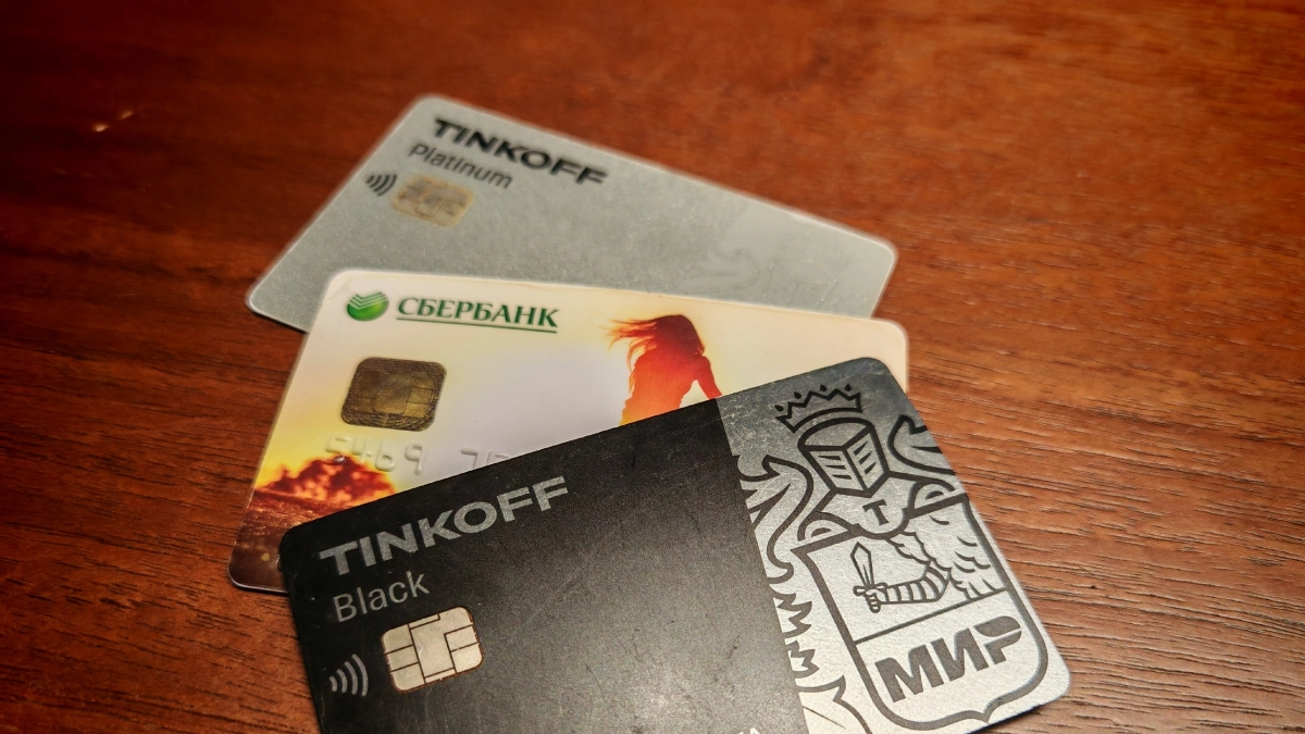 «Пенсия теперь только на карту?»: апрельские перемены для пенсионеров — как не остаться без выплат