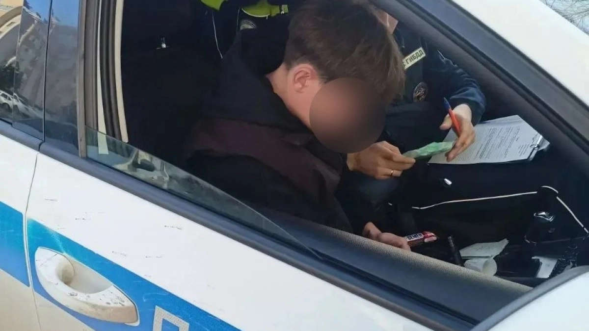 В Новочебоксарске 19-летний парень попался пьяным за рулем и без прав