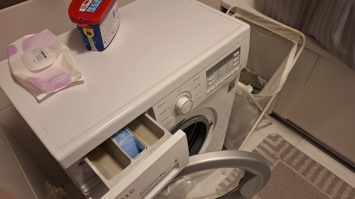 Стиральные машины запрещают включать под угрозой штрафа: пылесосы туда же, а причина банальная