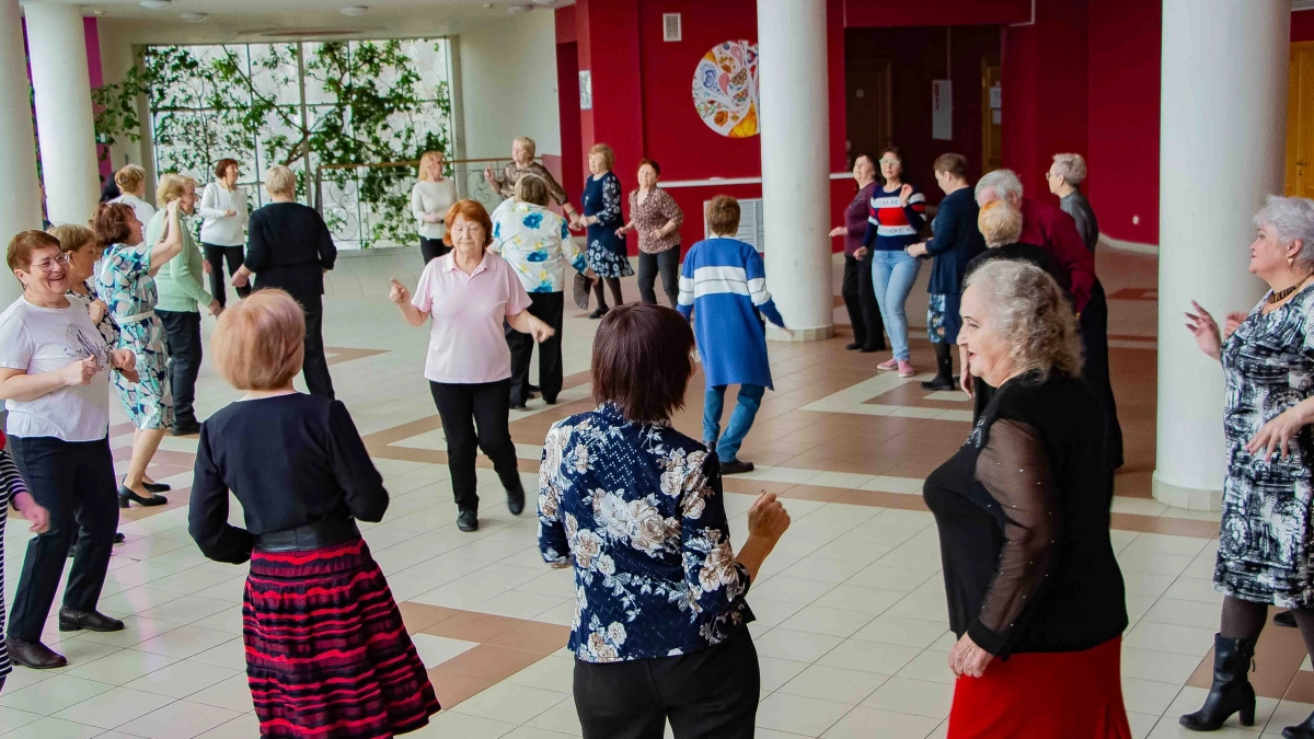 В Новочебоксарске прошел вечер музыки и танцев времен СССР