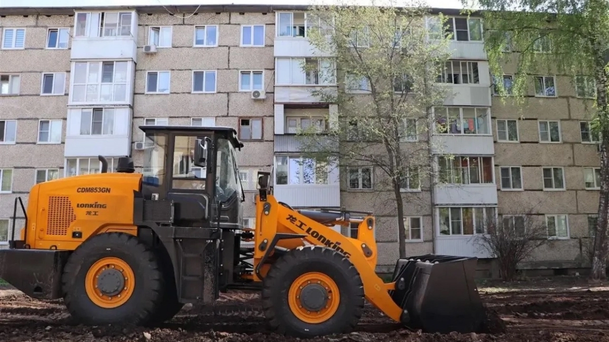 В Чебоксарах и Новочебоксарске на восстановление раскопанных коммунальщиками тротуаров выделили 90 миллионов рублей