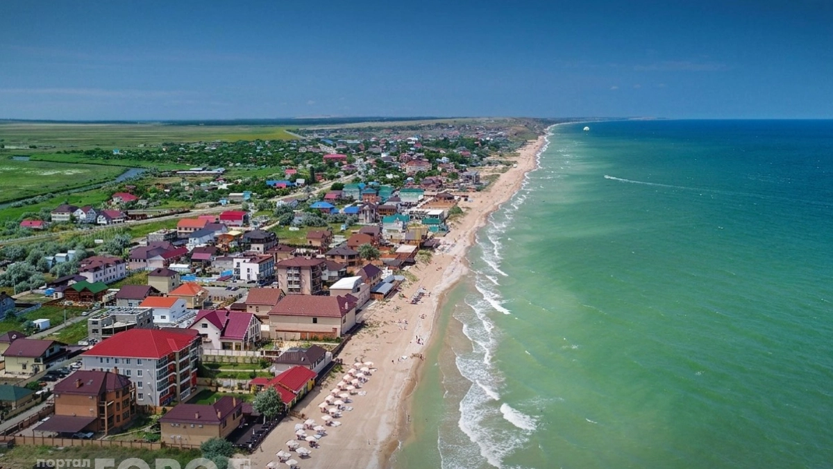 Не Крым и не Абхазия: туристы нашли забытый курорт на Азовском море - лучшие пляжи, грязевые вулканы и цены как в 2005 