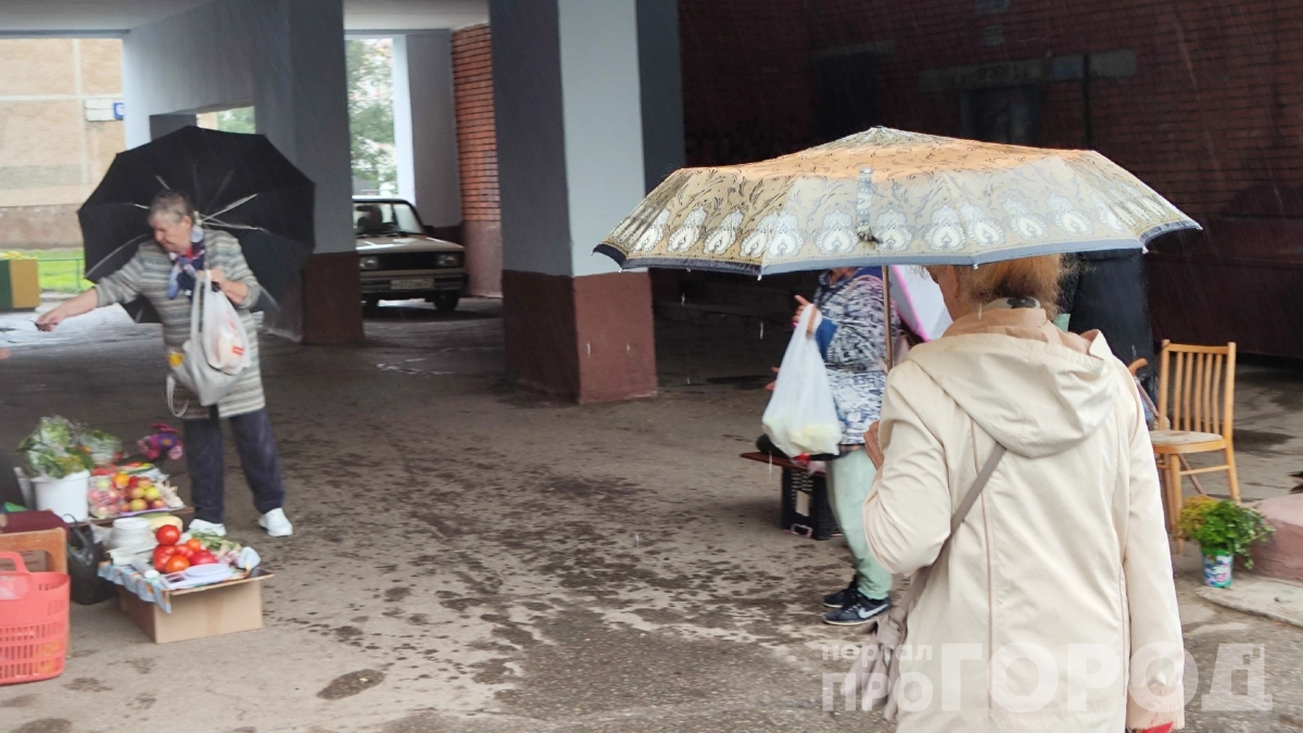 Синоптики изменили прогноз: с 18 апреля Россию накроет холодом и штормами — где ждать снега и ветра