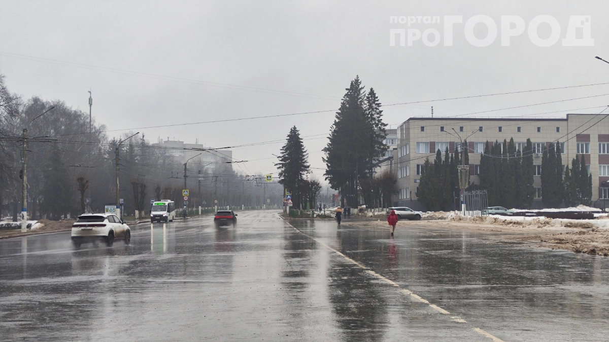 Погоду захватил каспийский циклон: дожди в Центральной России затянутся — когда появится солнце