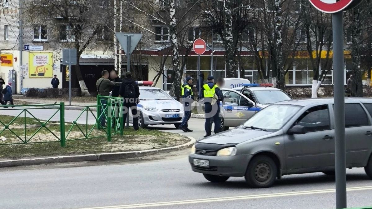 В Новочебоксарске остановили авто с пьяной компанией: водитель тоже был нетрезв